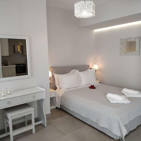 Andreas And Petrinela Rooms Τριοβάσαλος Εξωτερικό φωτογραφία