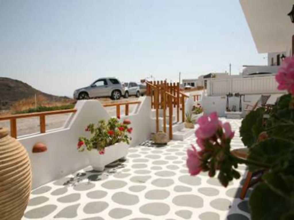 Andreas And Petrinela Rooms Τριοβάσαλος Δωμάτιο φωτογραφία