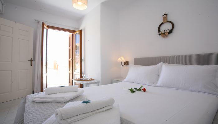 Andreas And Petrinela Rooms Τριοβάσαλος Εξωτερικό φωτογραφία