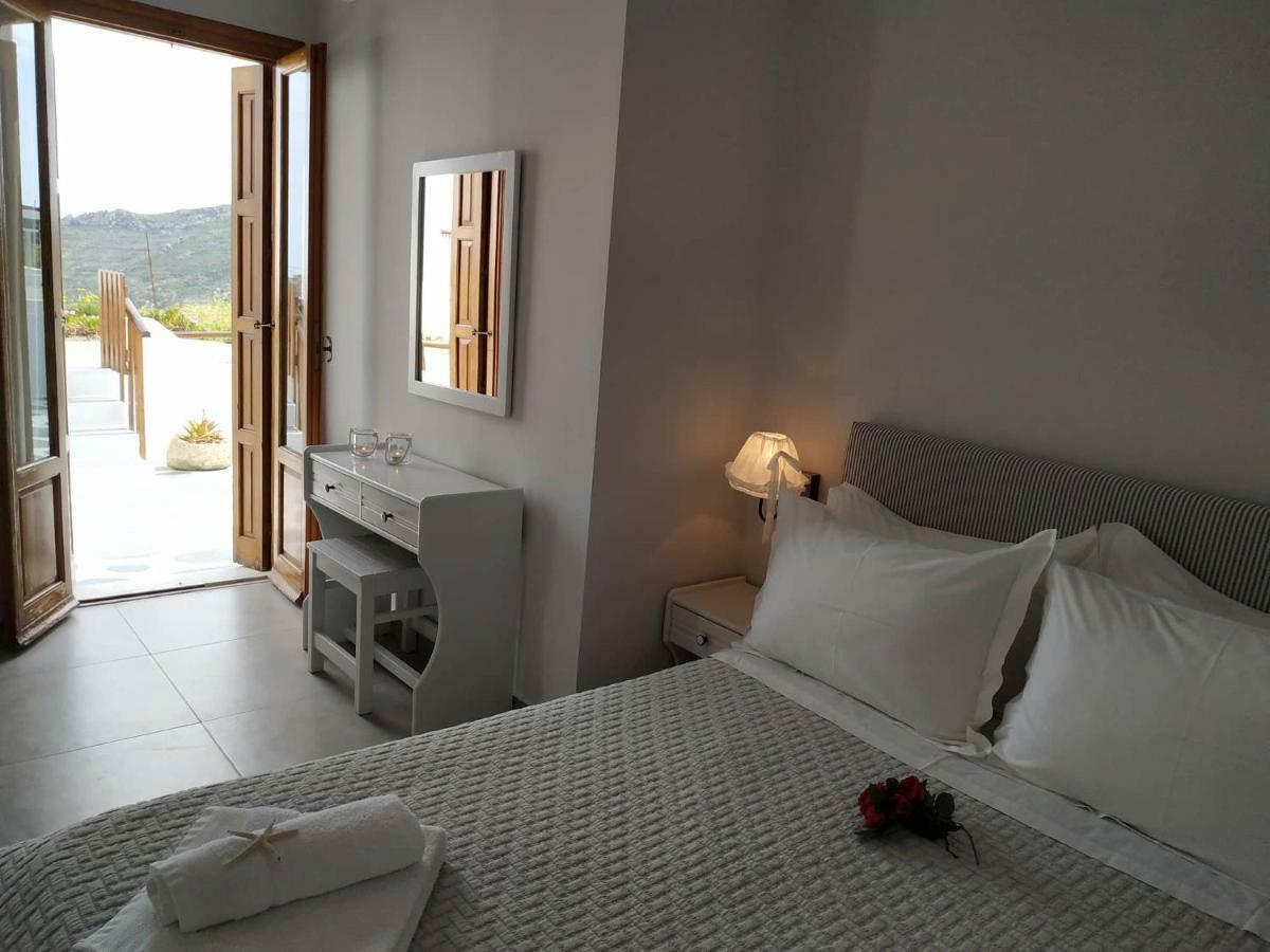 Andreas And Petrinela Rooms Τριοβάσαλος Εξωτερικό φωτογραφία