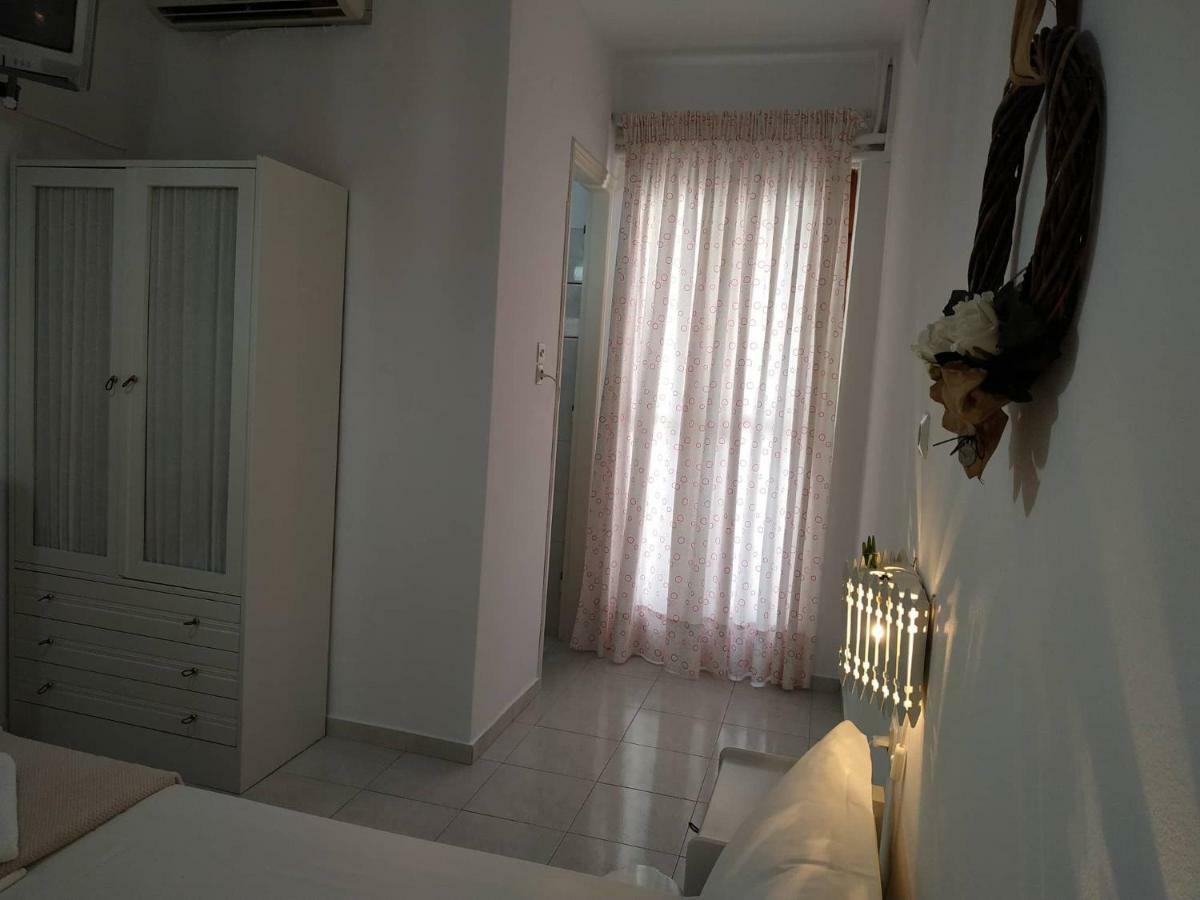 Andreas And Petrinela Rooms Τριοβάσαλος Εξωτερικό φωτογραφία