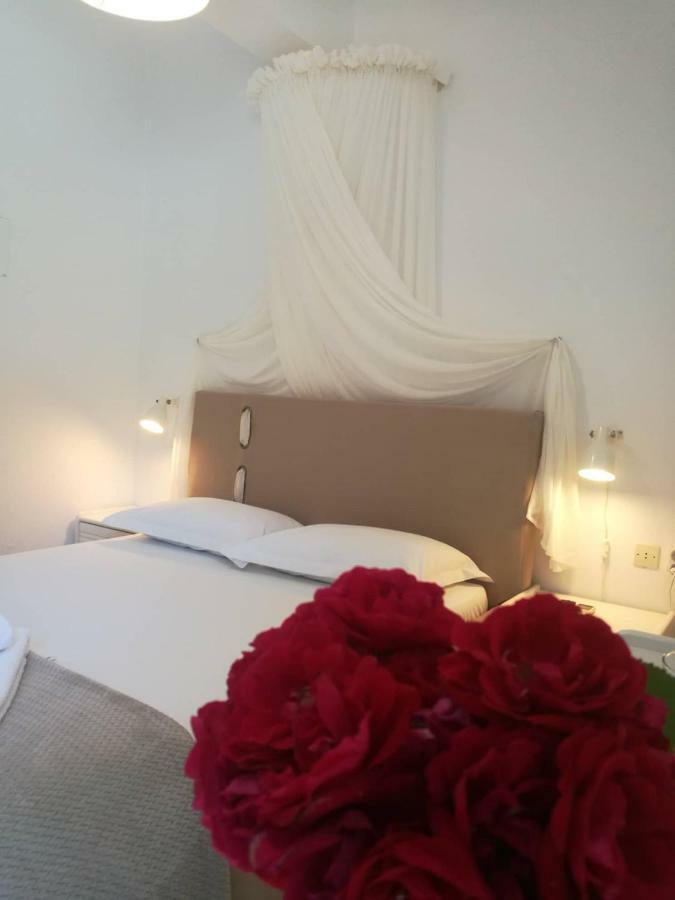 Andreas And Petrinela Rooms Τριοβάσαλος Εξωτερικό φωτογραφία
